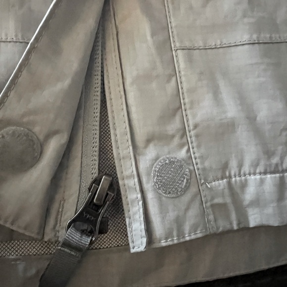 Girls REI raincoat - Picture 5 of 7